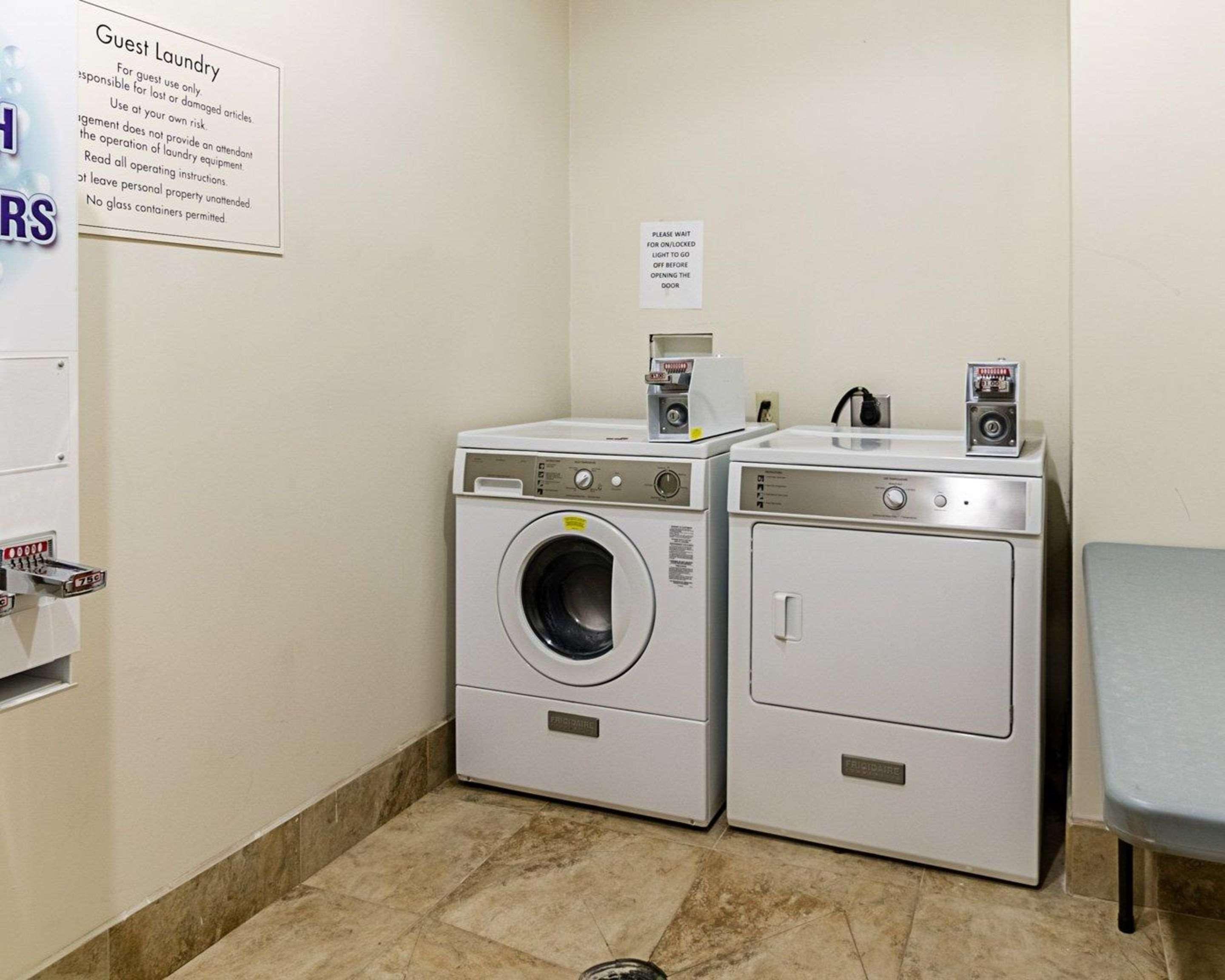 Comfort Inn & Suites Lawrence - University Area Экстерьер фото