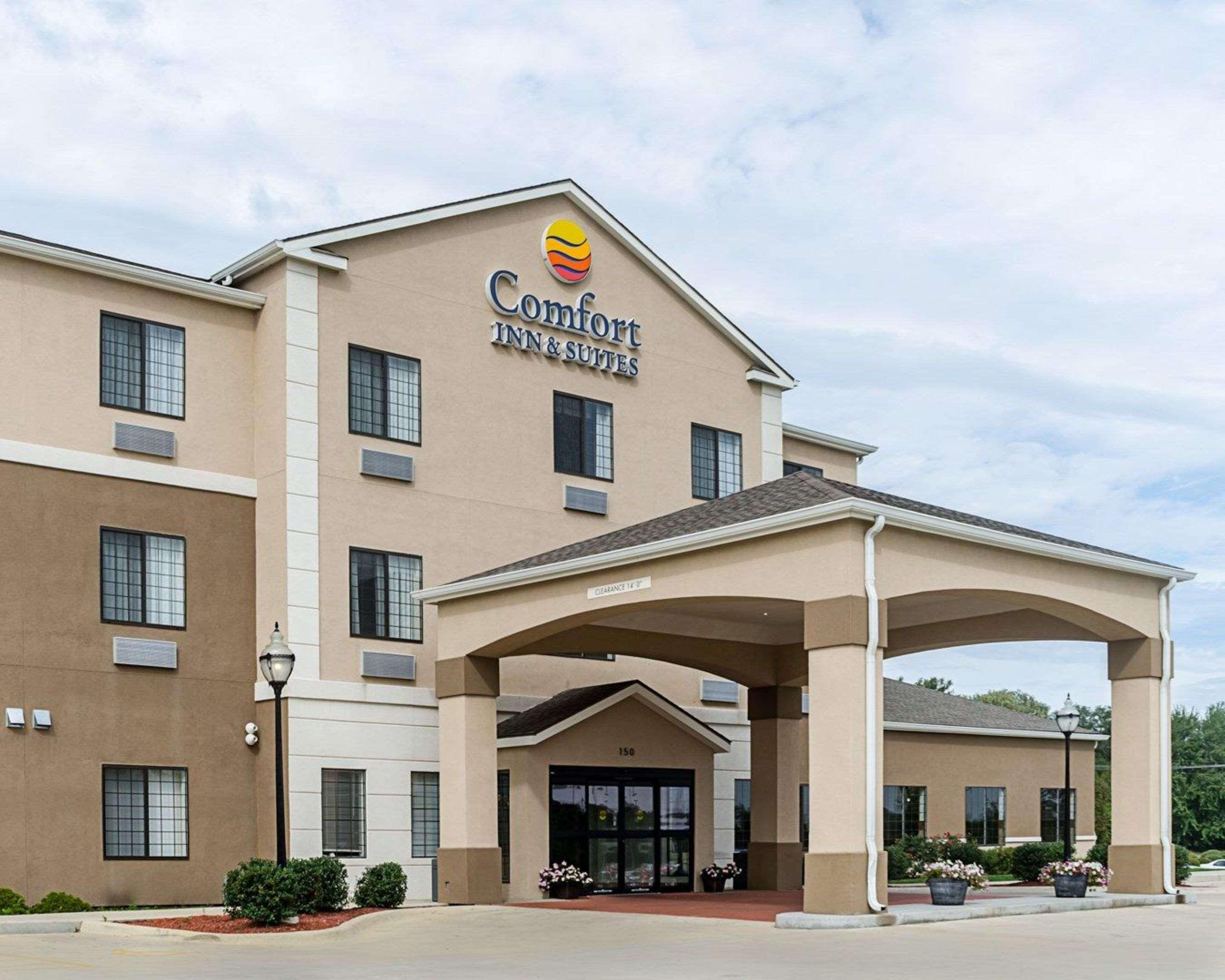 Comfort Inn & Suites Lawrence - University Area Экстерьер фото