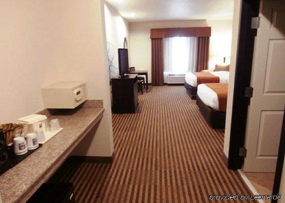 Comfort Inn & Suites Lawrence - University Area Экстерьер фото