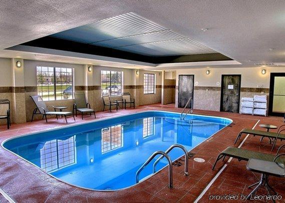 Comfort Inn & Suites Lawrence - University Area Экстерьер фото