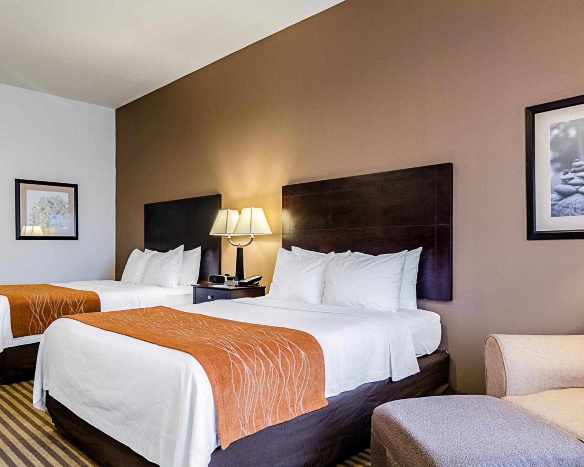 Comfort Inn & Suites Lawrence - University Area Экстерьер фото
