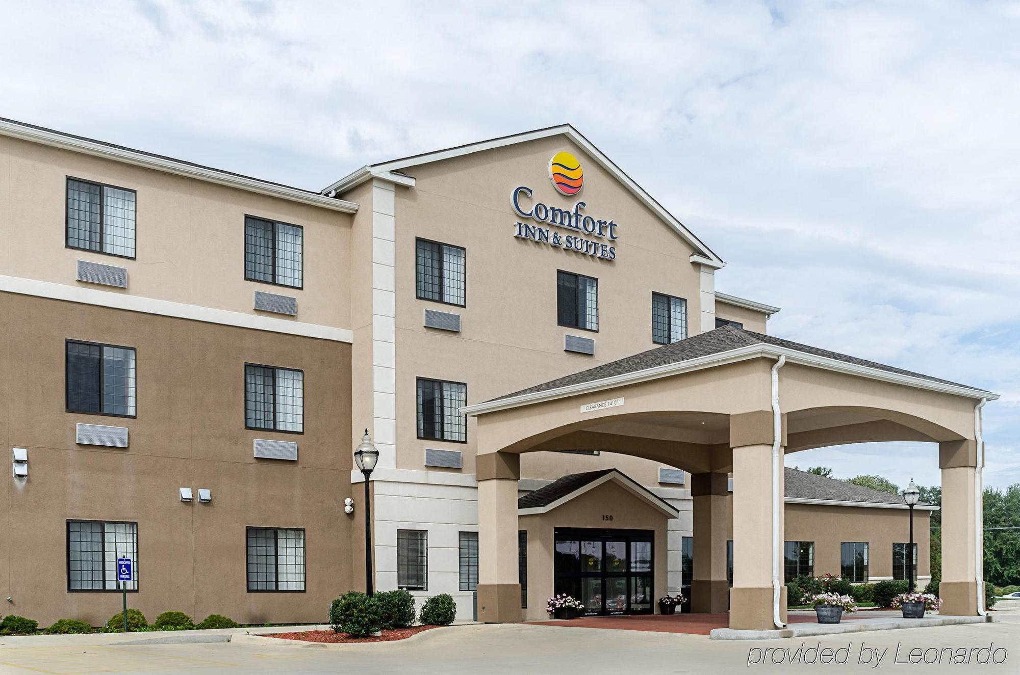 Comfort Inn & Suites Lawrence - University Area Экстерьер фото
